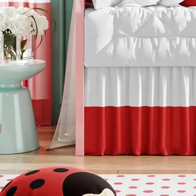 Saia de Berço Vermelho e Branco — vista alternativa