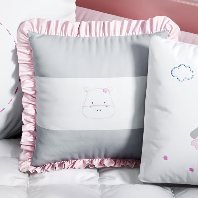 Almofada Quadrada Hipopótamo Rosa e Cinza com Bordado 38cm
