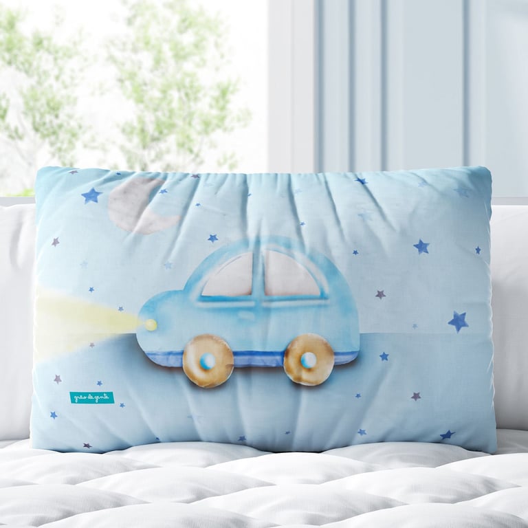 Almofada Retangular Carrinho, Lua e Estrelas Azul 35cm