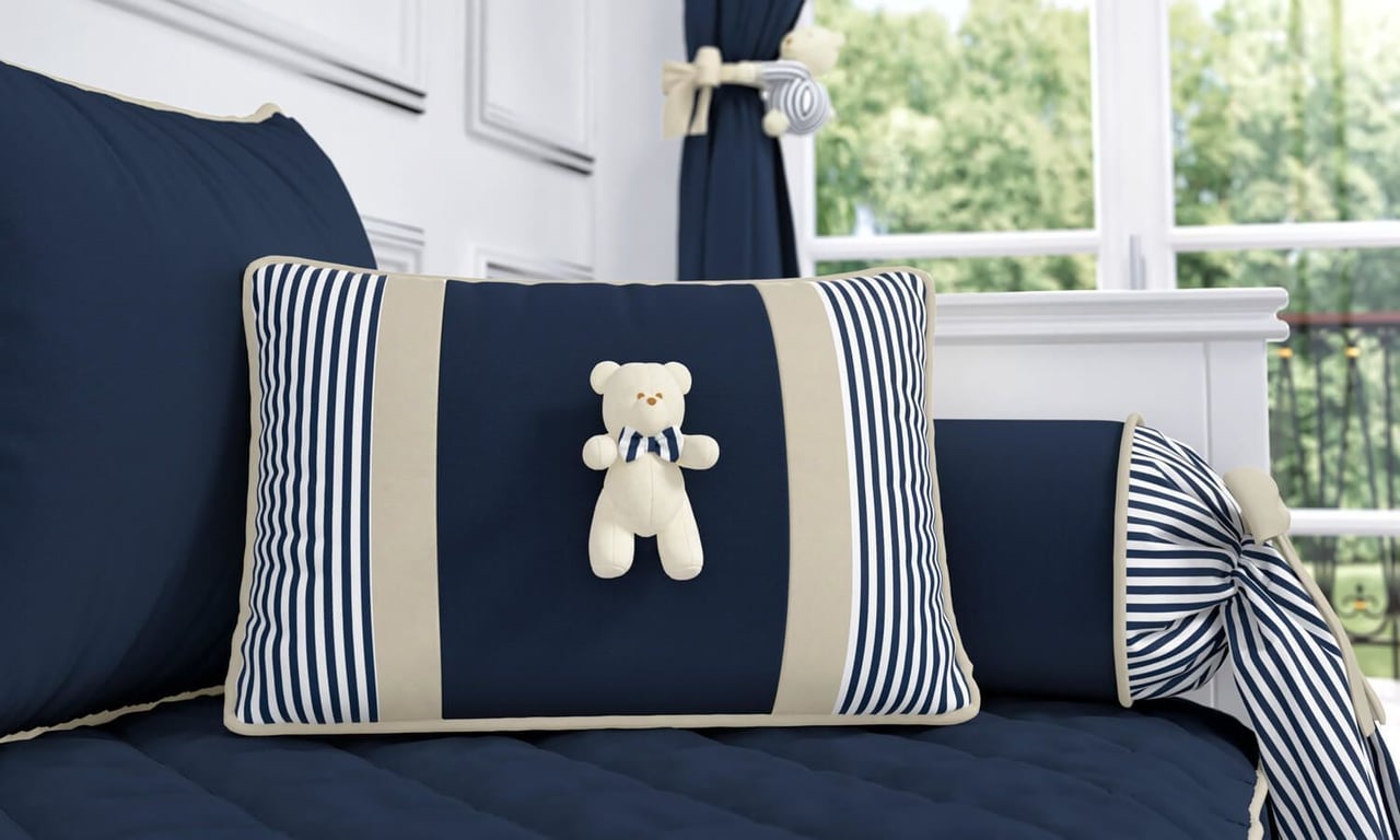 Almofada Retangular Tricot Ursinho Listrada Azul Marinho e Bege 43cm