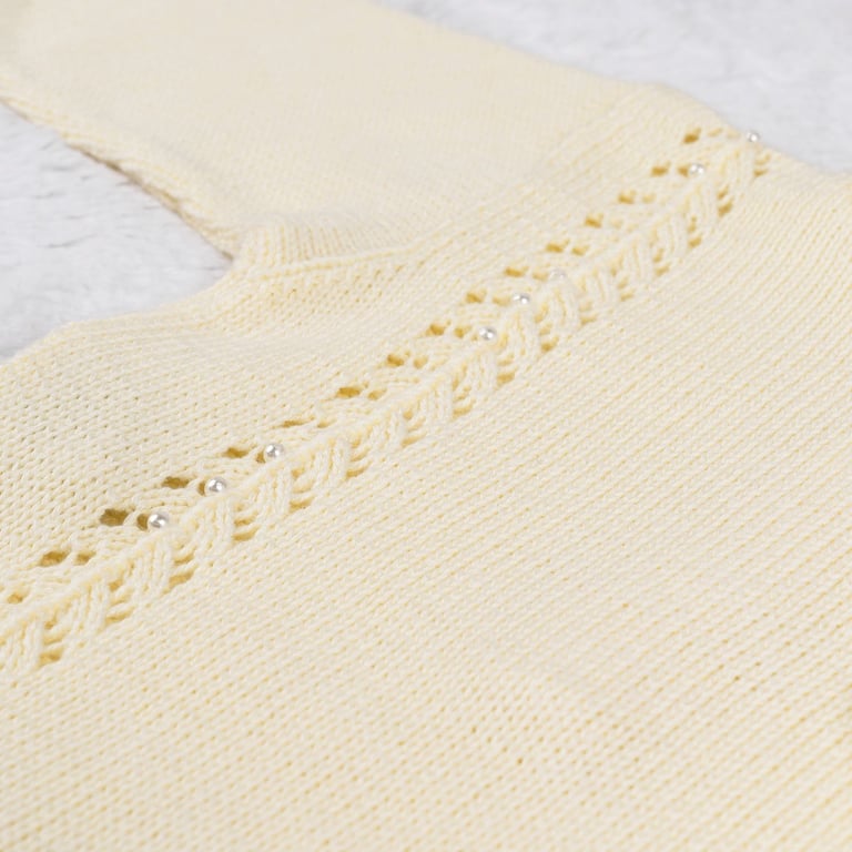 Macacão Tricot Espinha de Peixe com Pérola Amarelo — vista alternativa