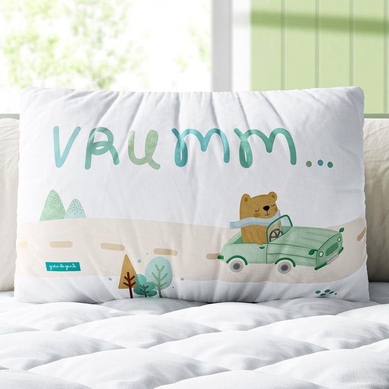 Almofada Retangular Urso e o Carrinho Vrum 35cm