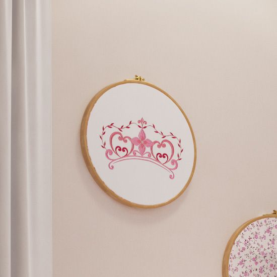 Quadro Bastidor Bordado Coroa Minha Princesinha