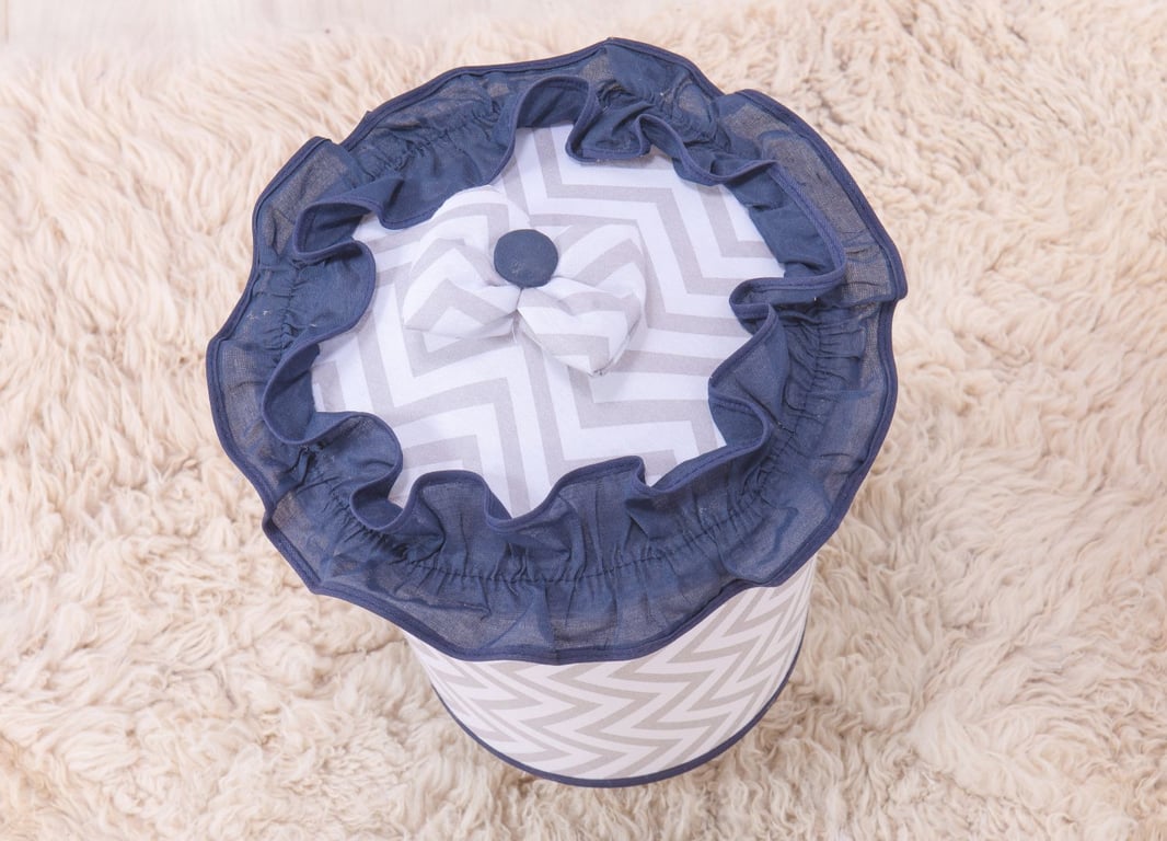 Lixeira Elefante Chevron Azul Marinho — vista alternativa