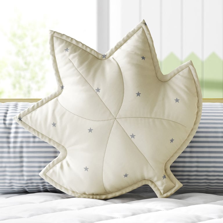 Almofada Folha de Outono Marrom Amendoado 38cm