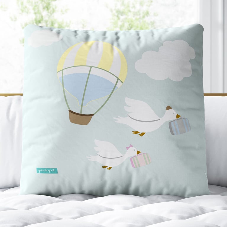 Almofada Quadrada Patinhos e o Balão 30cm