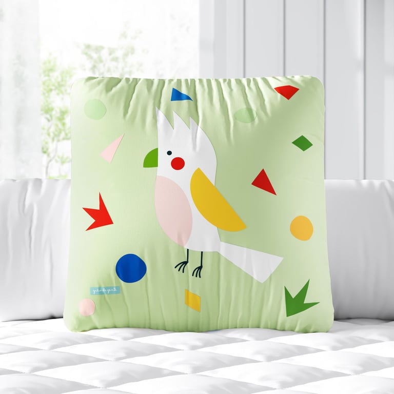 Almofada Quadrada Cacatua Colorida Verde 30cm