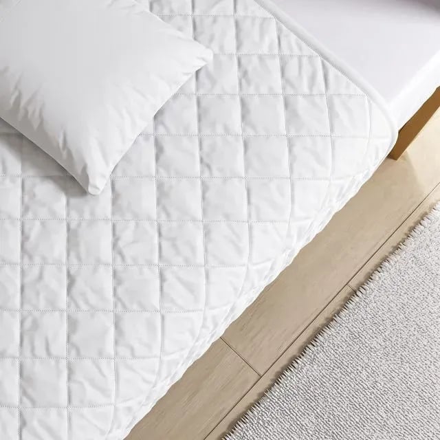 Edredom de Berço Branco Menina Ursinha Coração