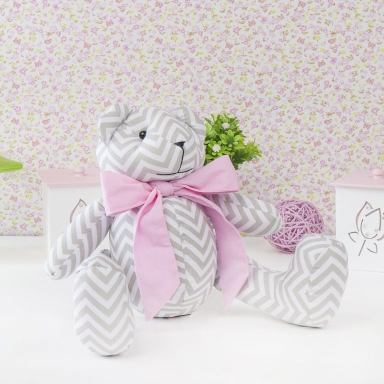 Ursa Chevron com Laço Rosa 34cm