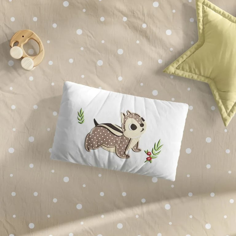 Almofada Retangular Esquilo da Floresta — vista alternativa