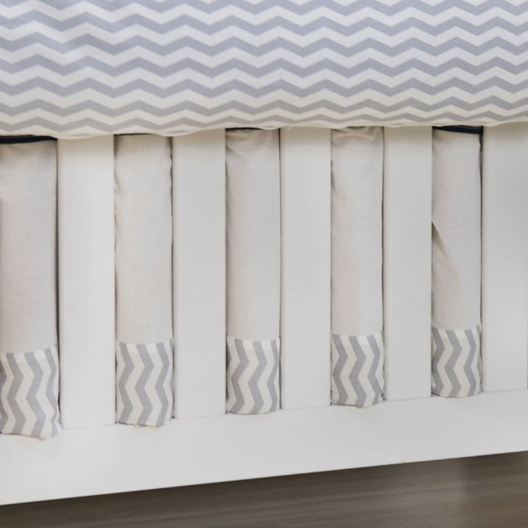 Saia de Berço Chevron Cinza