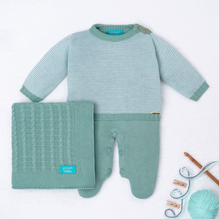 Saída Maternidade Tricot Micro Chevron Verde e Branco 03 Peças