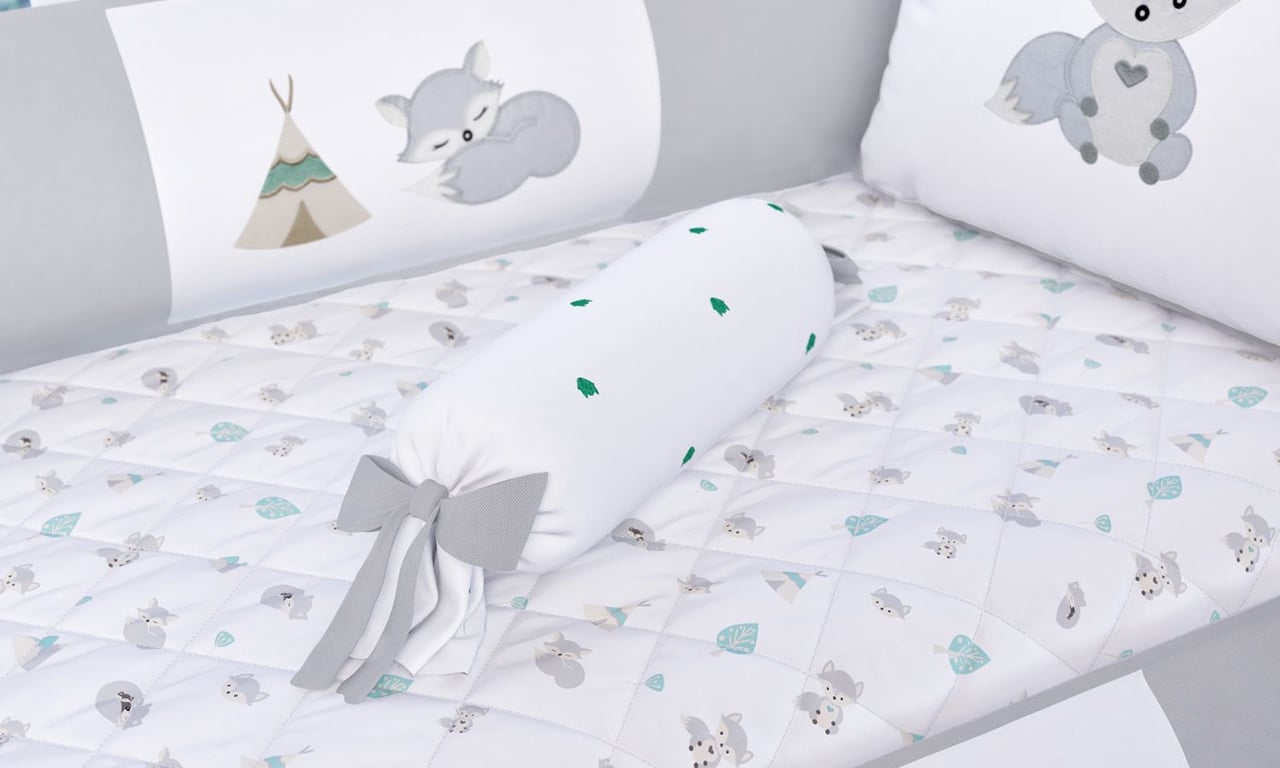 Almofada Apoio Bala Raposinha Cinza 60cm