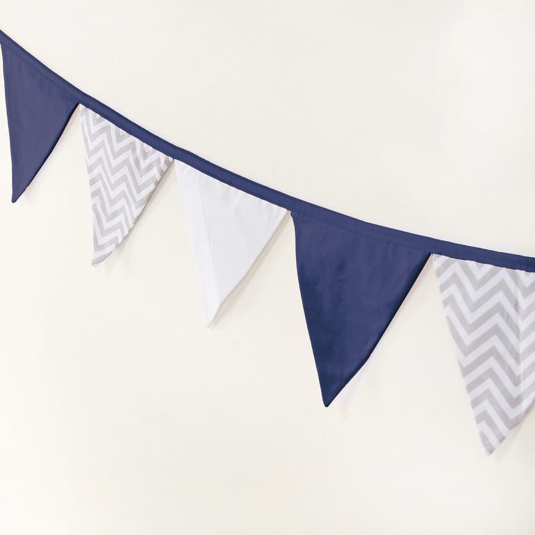 Varal de Berço Bandeirinhas Chevron Marinho 1,60m — vista alternativa
