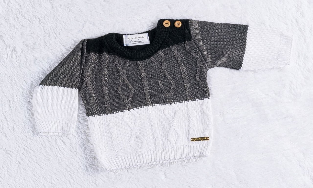 Casaquinho Tricot Trança Cinza Napolitano