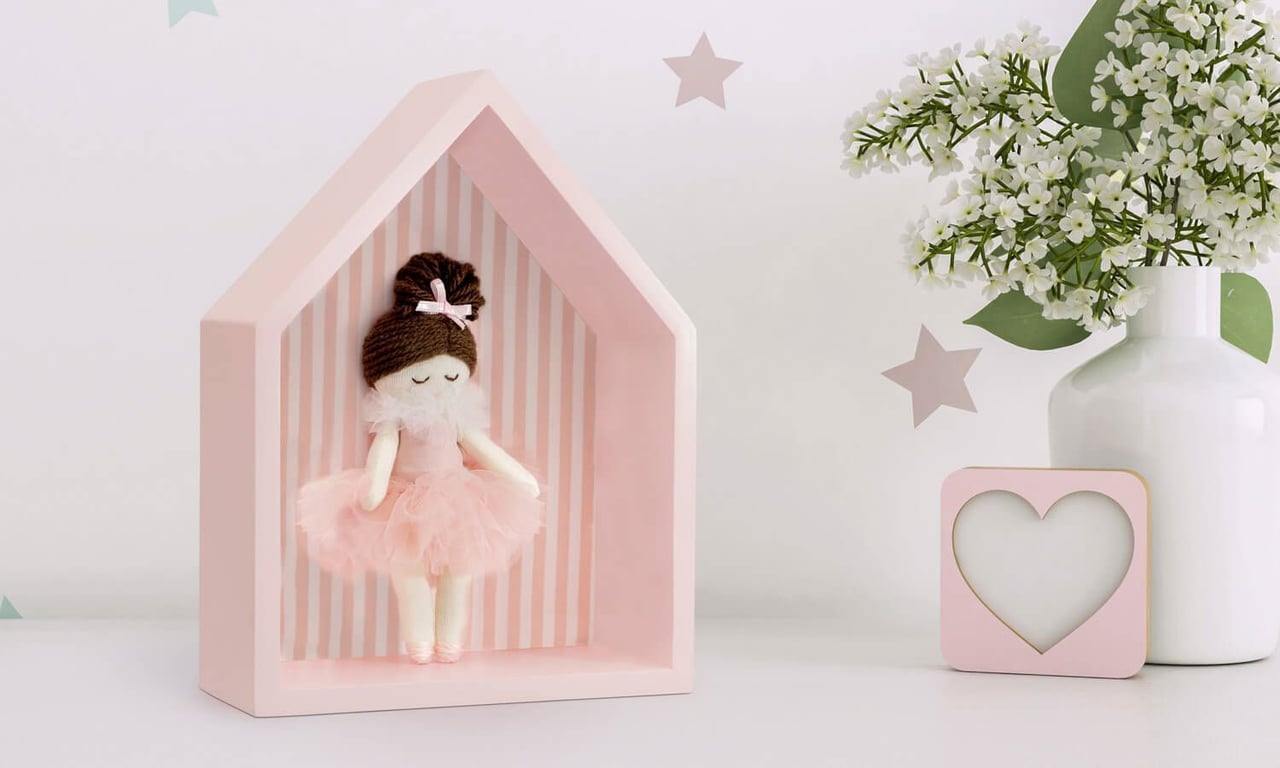 Porta Maternidade Nicho Casinha com Bailarina 22cm — vista alternativa