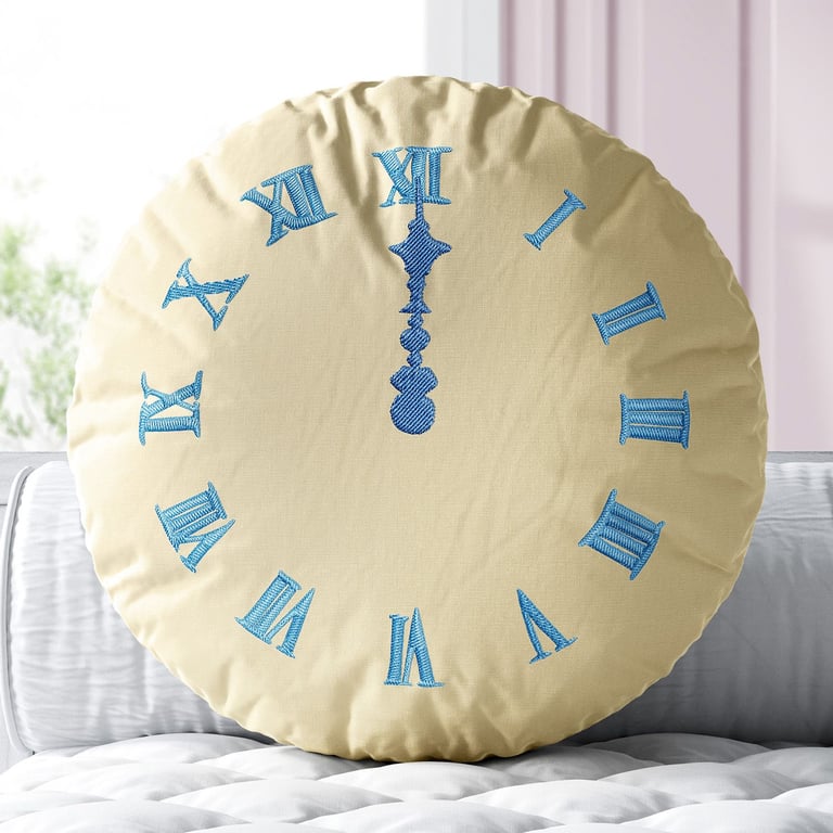 Almofada Redonda Meia-noite no Relógio Princesa Cinderela 38cm