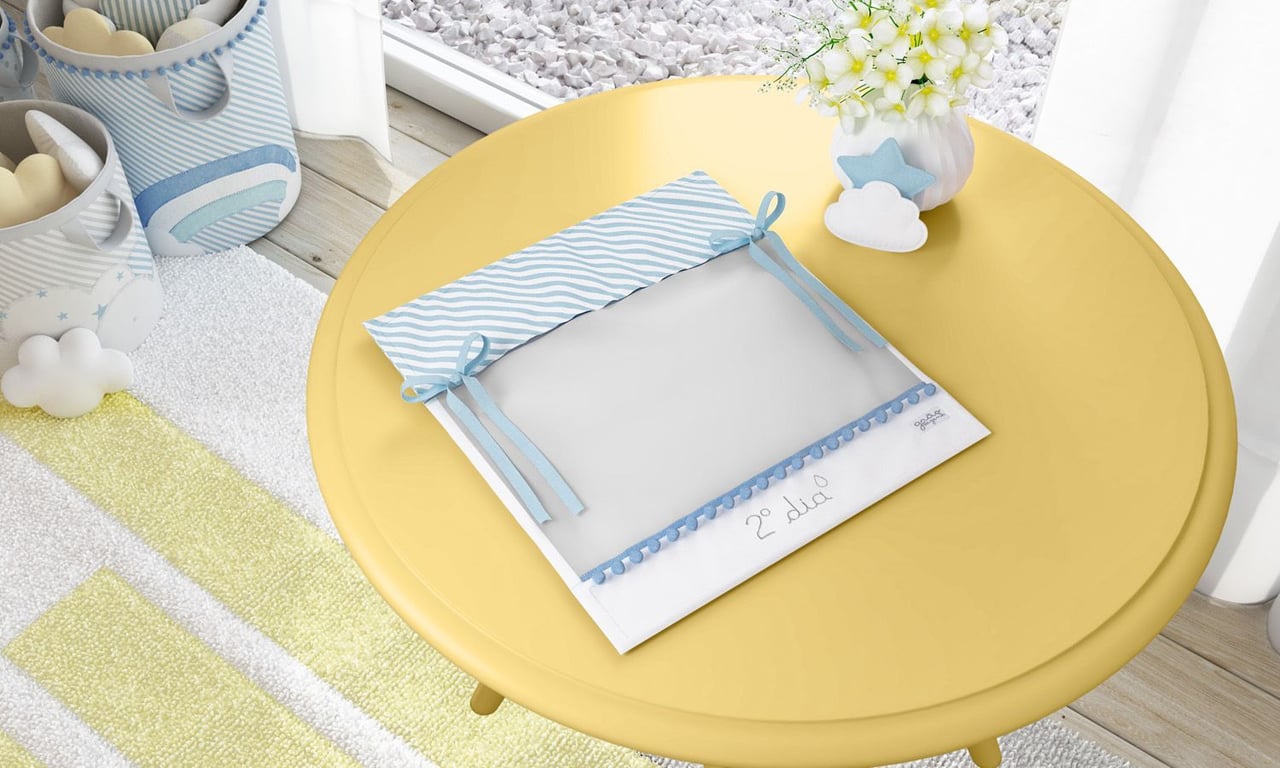 Saquinho Maternidade para Roupinhas Listrado Azul Segundo Dia