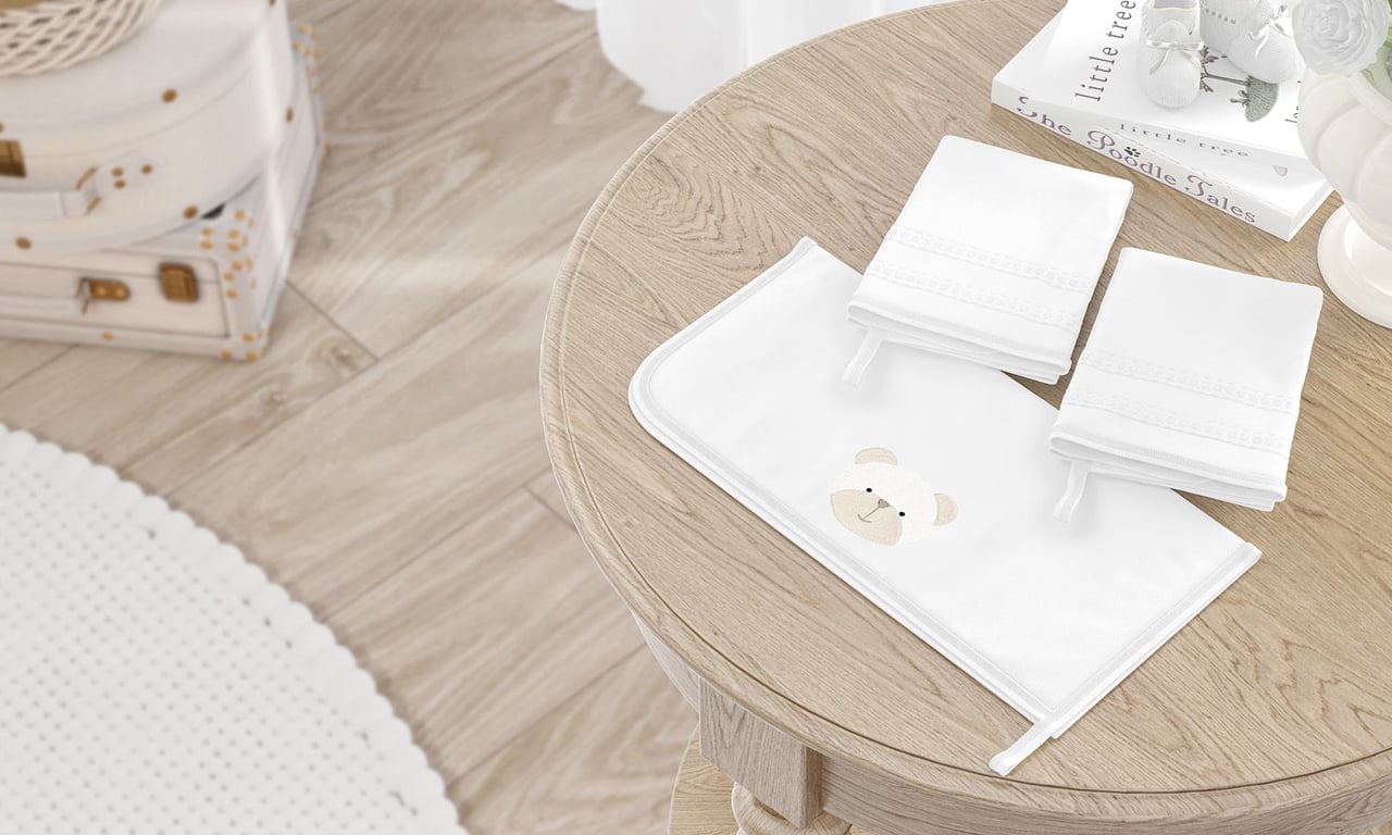 Jogo de Fraldas de Boca Malha Branco Clássico