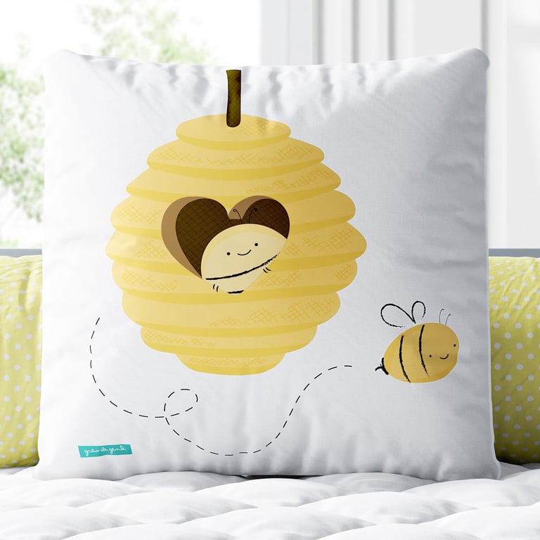 Almofada Quadrada Colmeia Coração 30cm