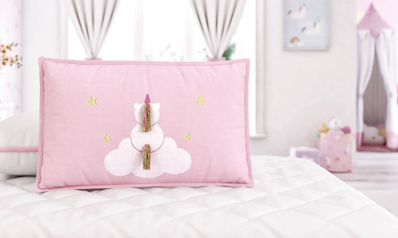 Almofada Retangular Unicórnio Rosa 55cm
