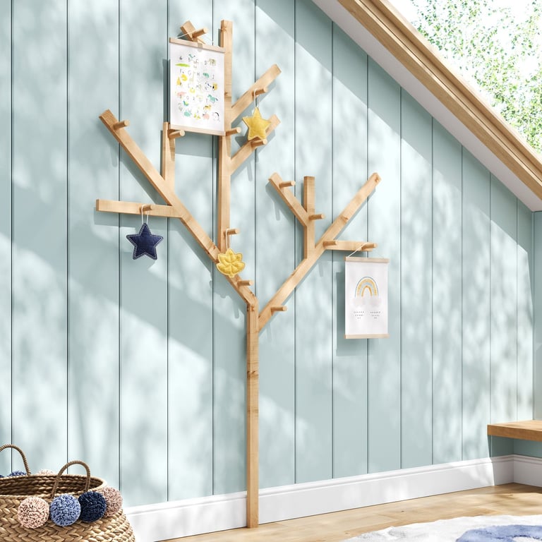 Painel Árvore com Cabideiros Hora de Brincar