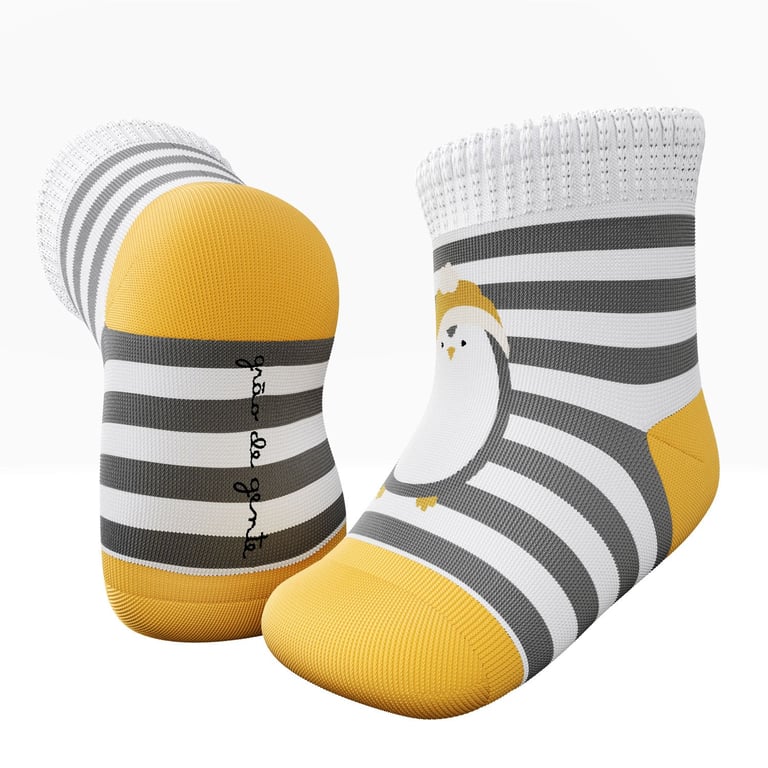 Kit Meia Bebê Tal Pai Tal Filho Trocapé Pinguim 4 Pares Tam 13/20 e 39/43 — vista alternativa