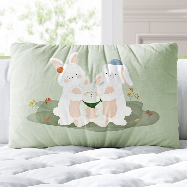 Almofada Retangular Coelhinho Lulú e Família 35cm