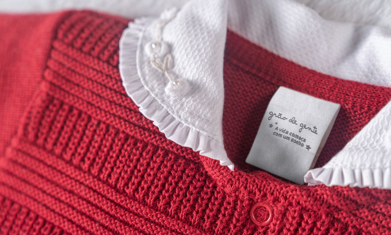 Saída Maternidade Tricot Macacão Rococó Vermelho 02 Peças — vista alternativa