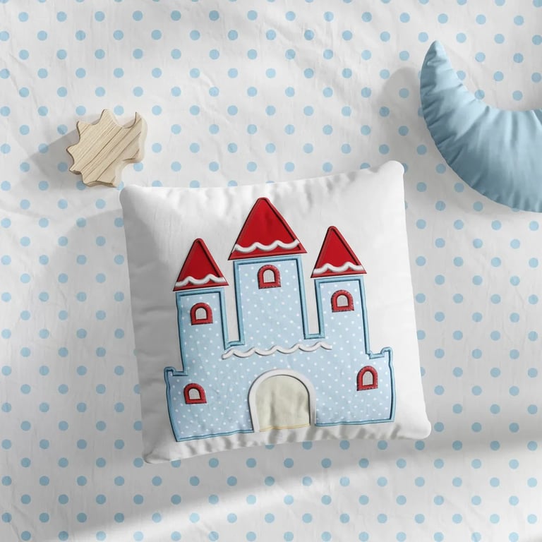 Almofada Quadrada Castelo da Branca de Neve — vista alternativa