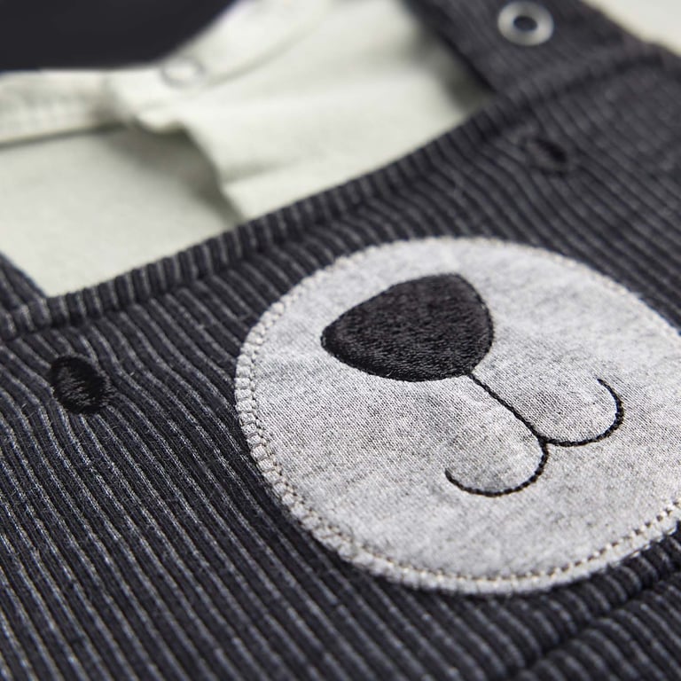 Macacão Jardineira Ursinho Preto — vista alternativa