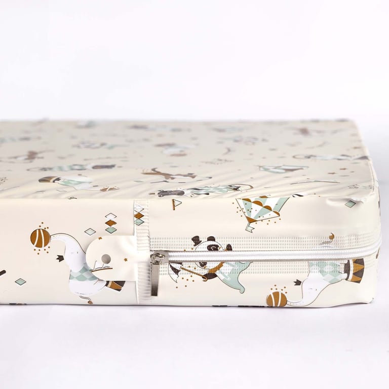 Trocador de Fraldas Plus Circo — vista alternativa