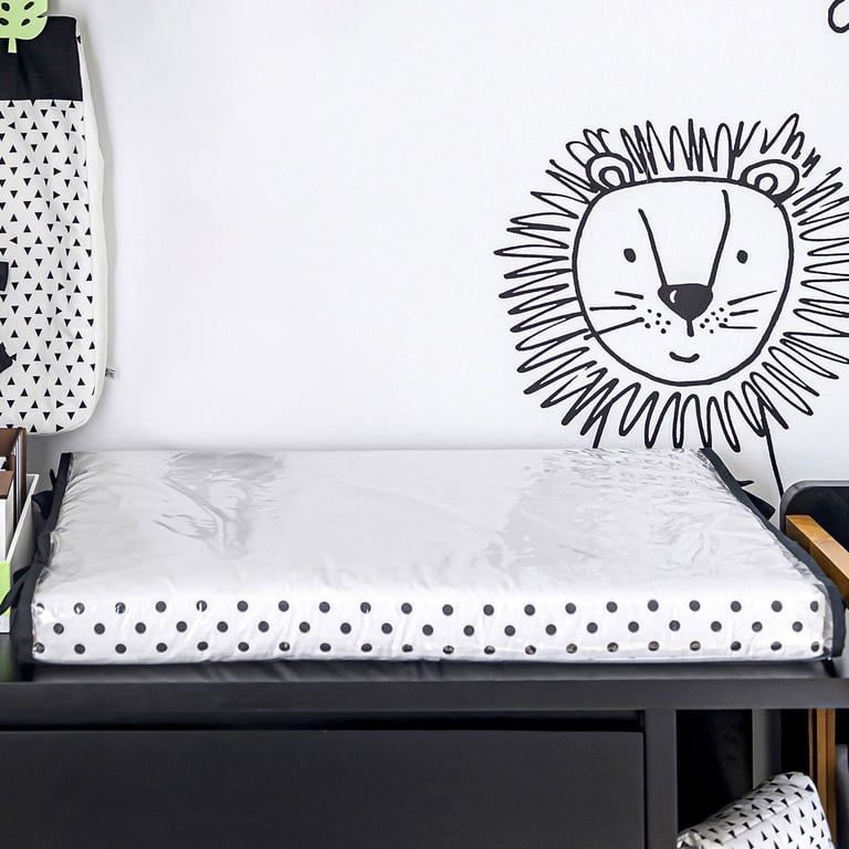 Trocador de Fraldas Poá Branco e Preto