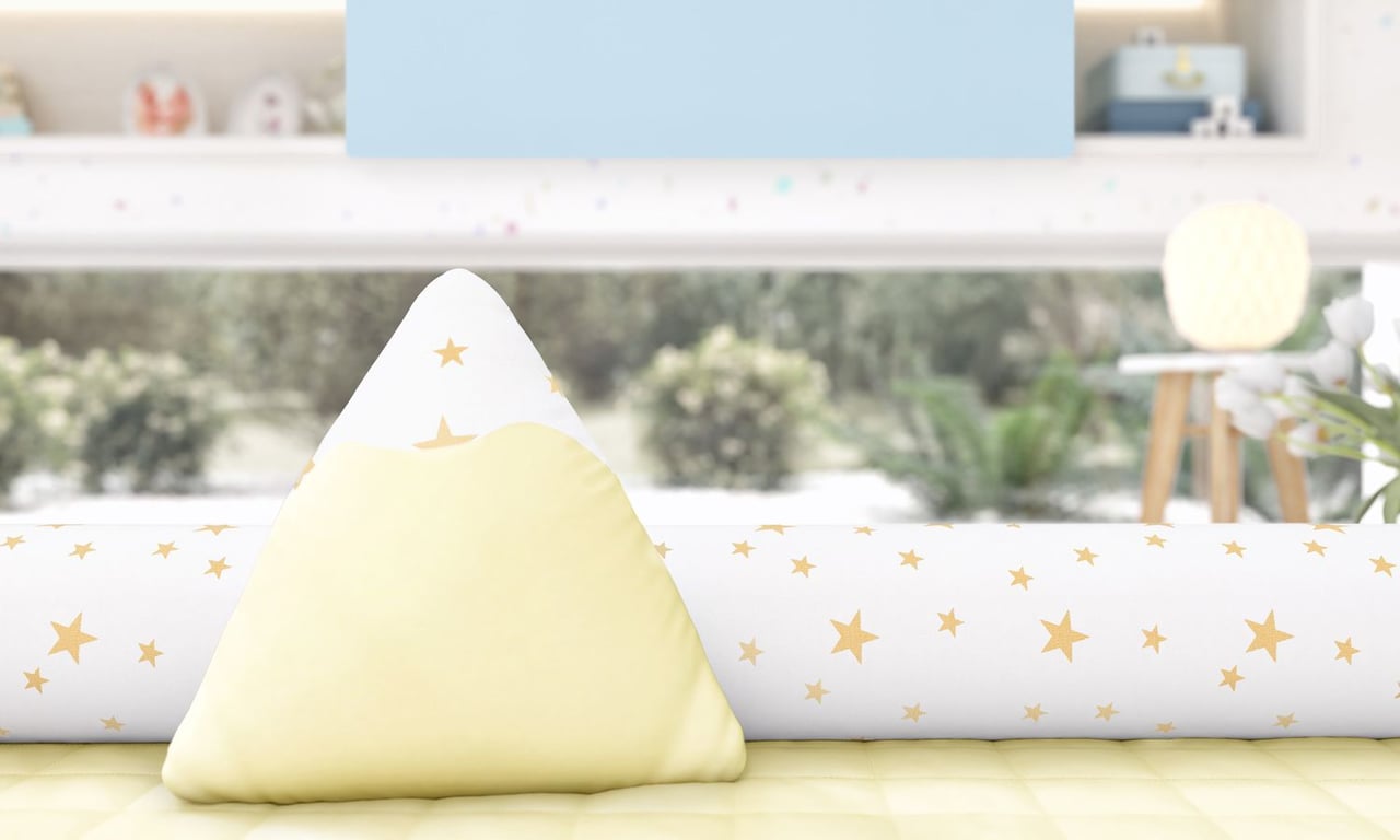 Almofada Montanha Estrelinhas Amarelo 25cm