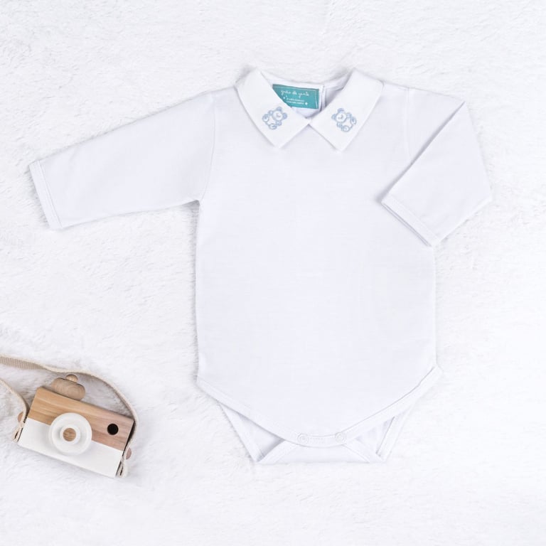 Saída Maternidade Tricot Urso Clássico Vermelho e Branco 04 Peças — vista alternativa