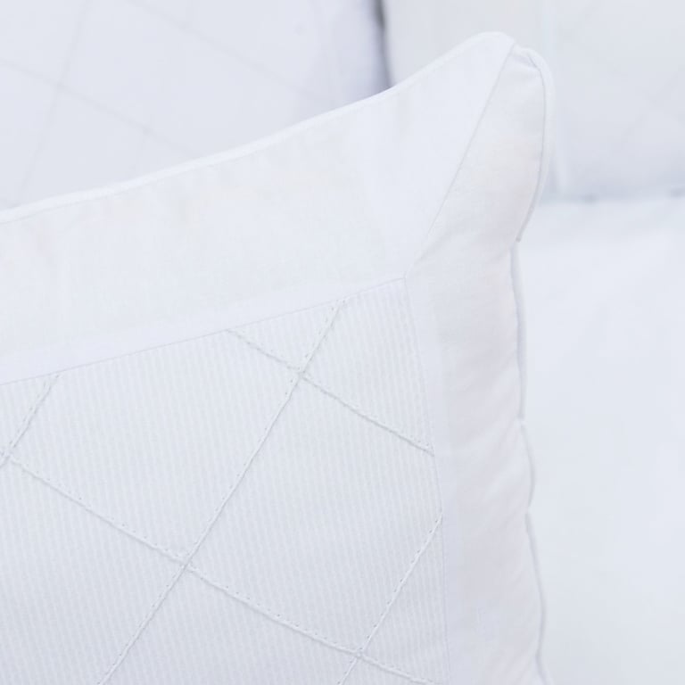 Almofada Nervura Branco 43cm — vista alternativa