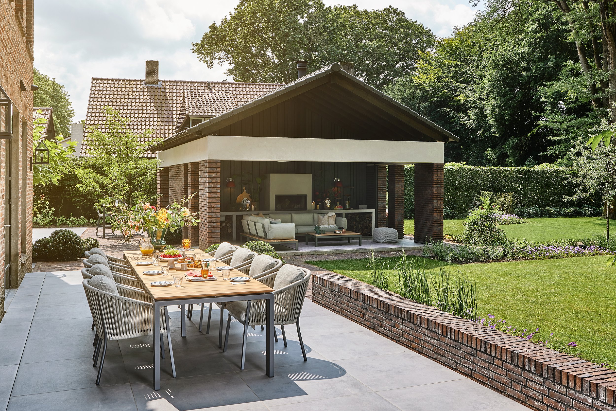 SUNS Dining Gartenmöbel – Möbel Kerkfeld
