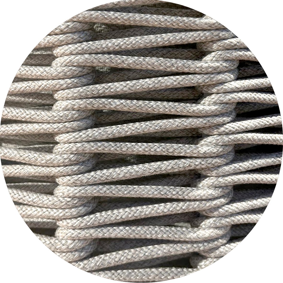 Vertical weaving – Camel sand