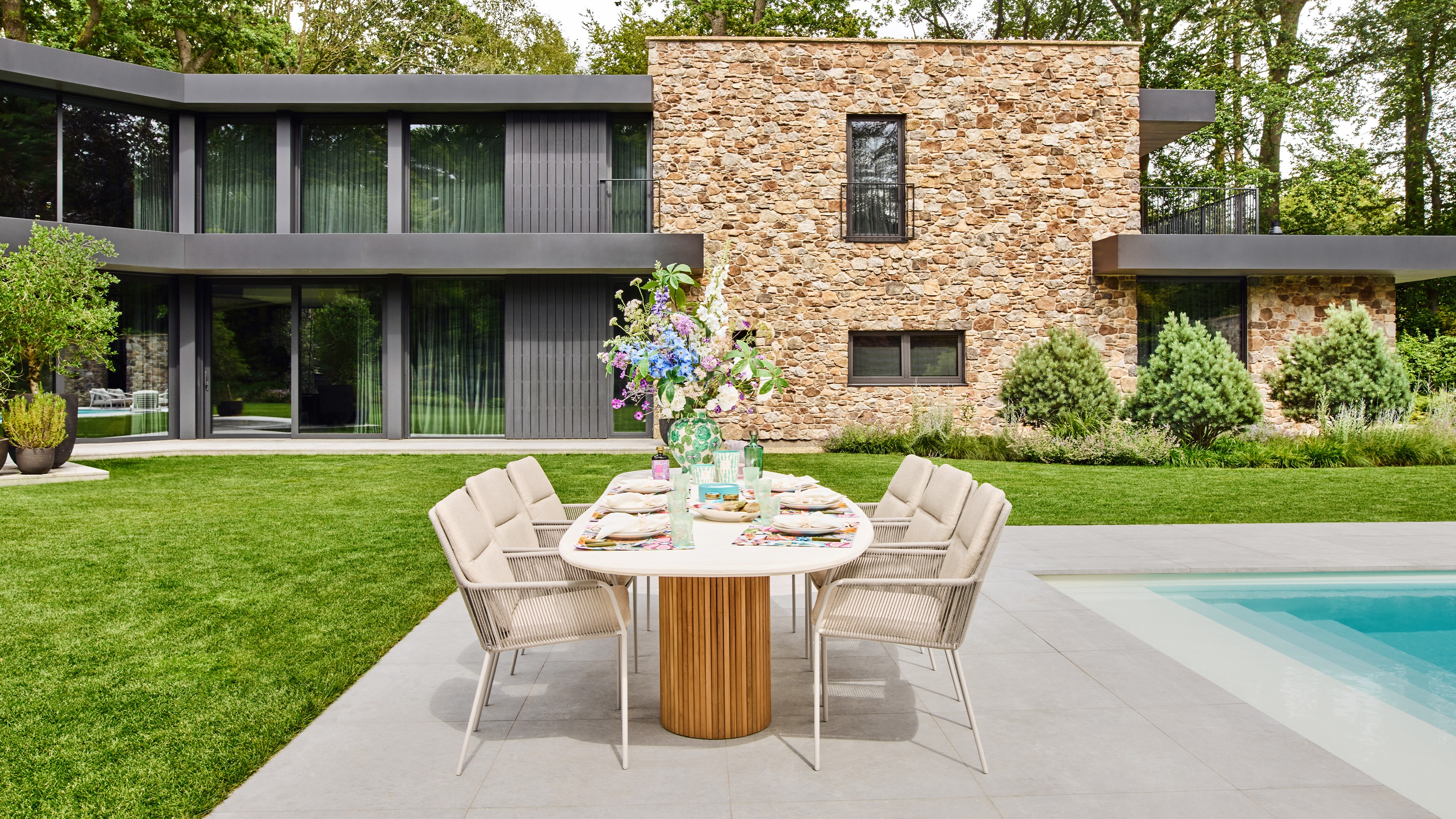 SUNS Omis | Tropfenform – Tafel