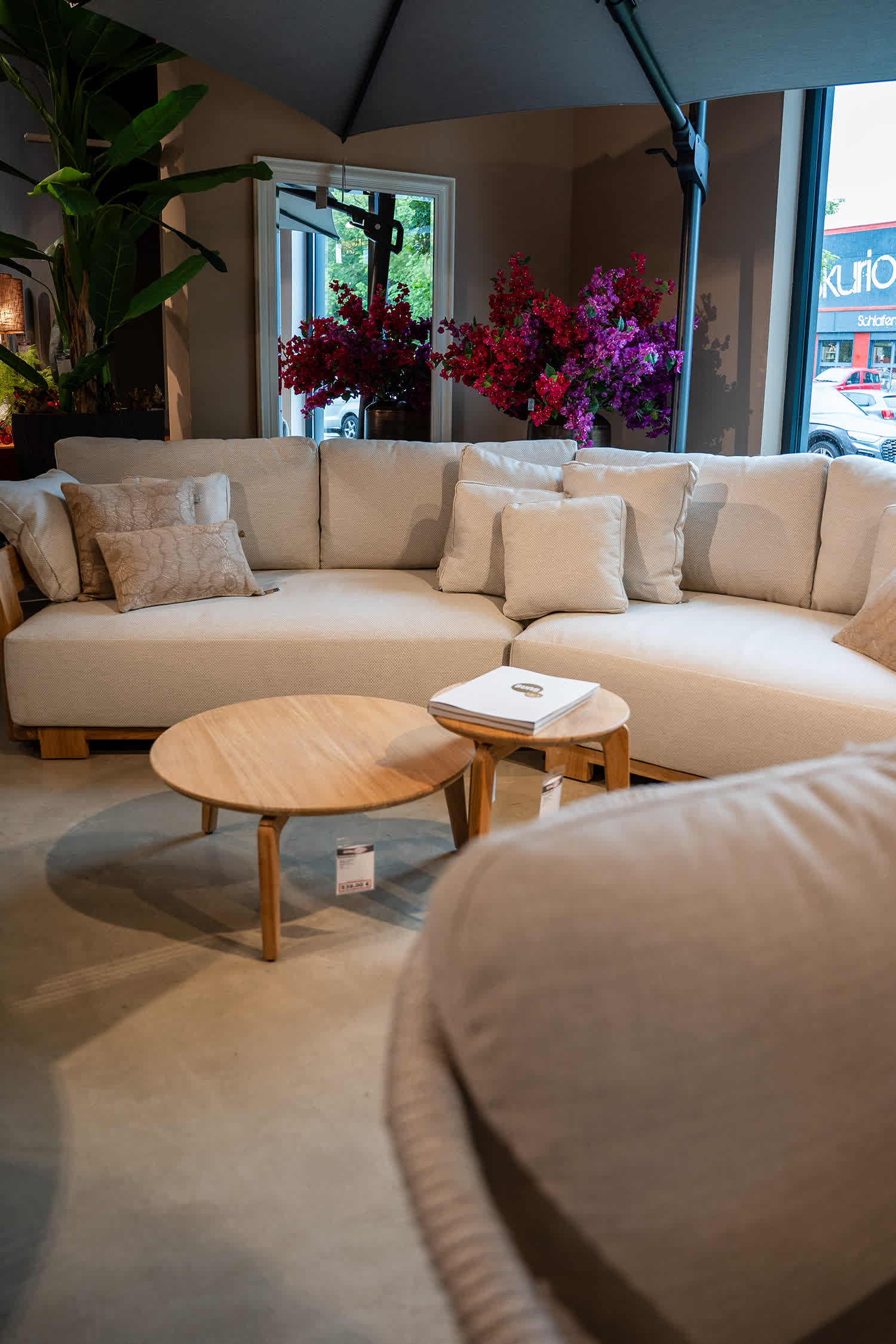 SUNS Cream Sectional