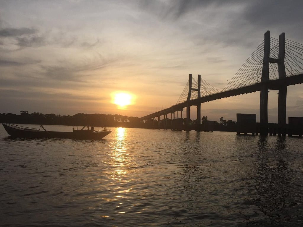Ponte Dom Affonso Felippe Gregory sobre o rio Tocantins, em Imperatriz MA, ao entardecer