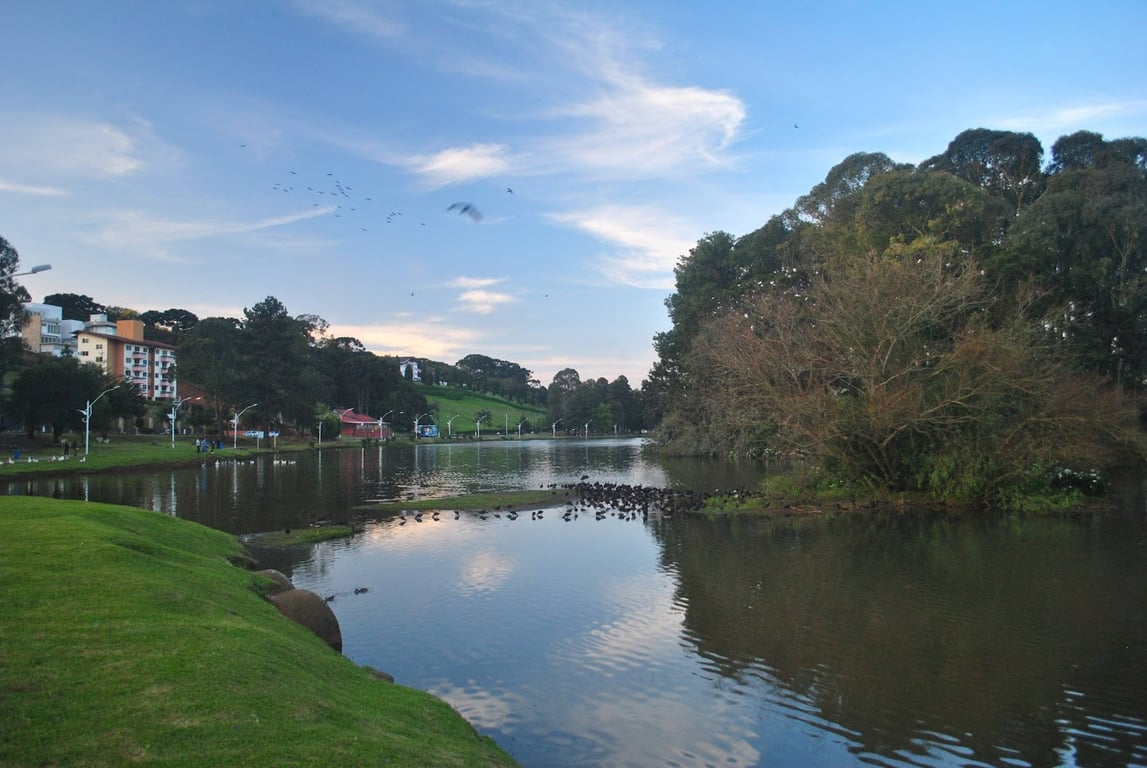 Vista do Lago das Araucárias em Fraiburgo SC