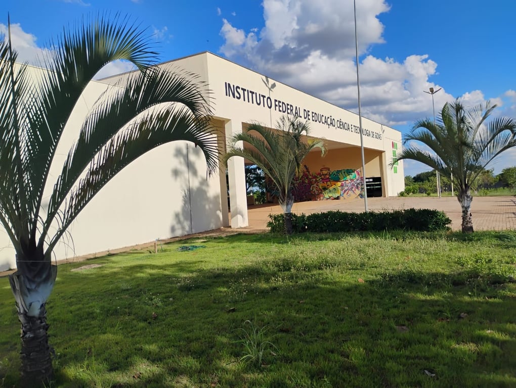 Fachada do IFG Jataí