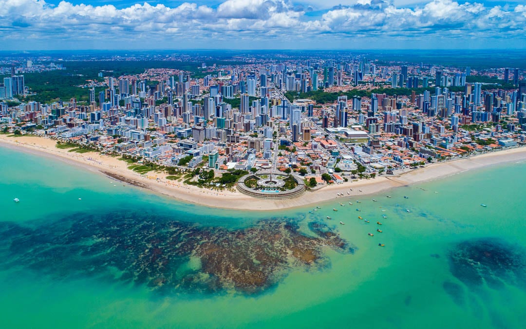 Vista do litoral de João Pessoa, PB, ao entardecer