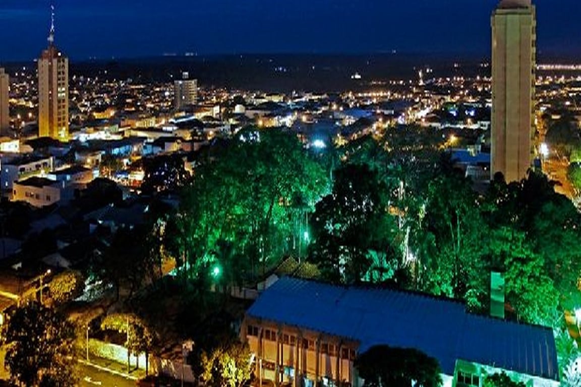Panorama urbano de Tupã SP ao entardecer