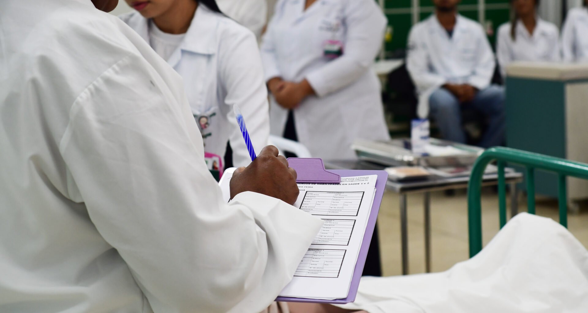 Prefeitura de Colorado RS abre processo seletivo com 1 vaga para técnico em enfermagem