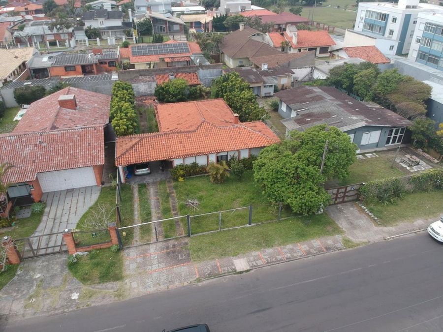 Vista aérea urbana no Litoral Norte do RS