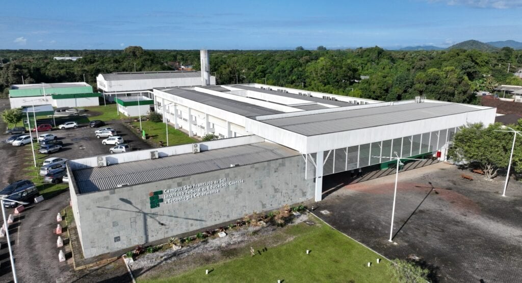 Fachada do IFC – Campus Camboriú