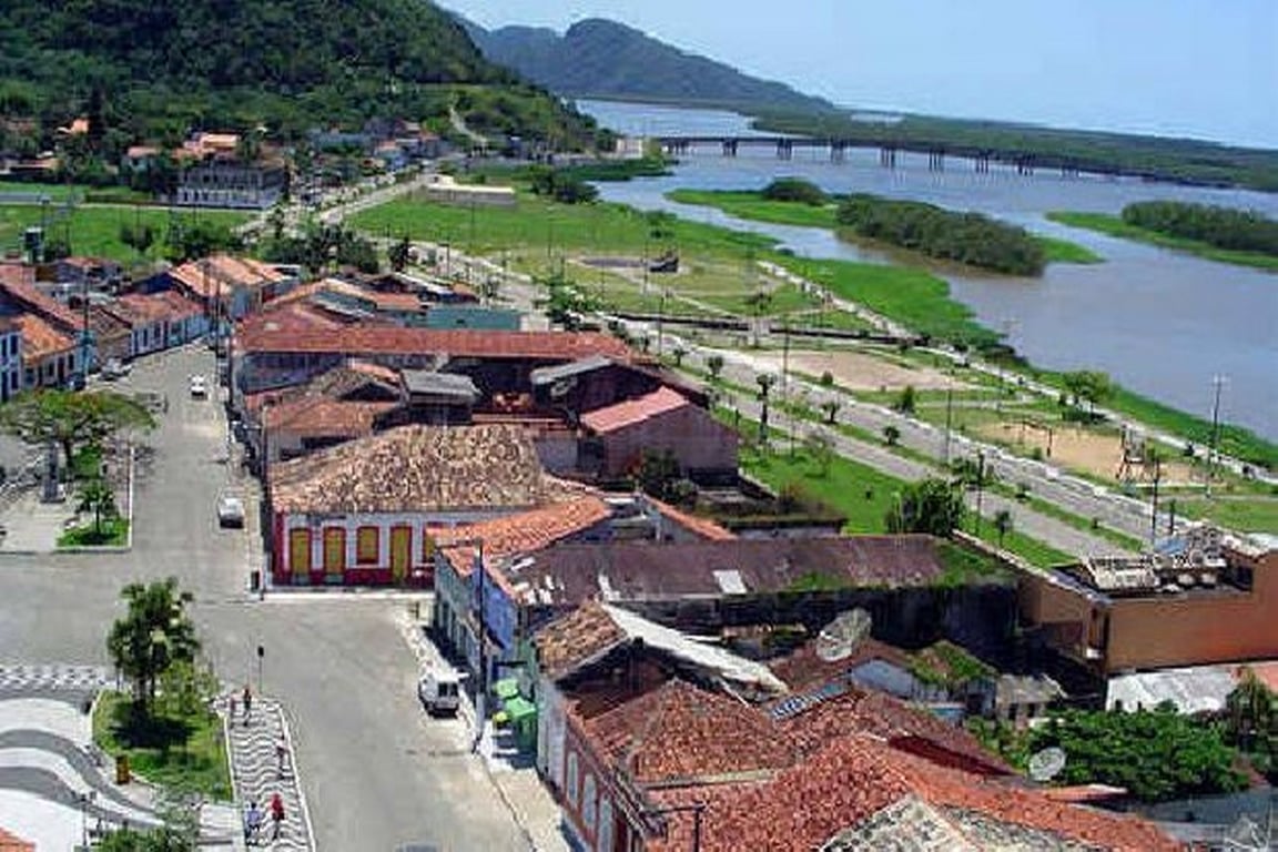 Vista aérea de Iguape, litoral sul de São Paulo