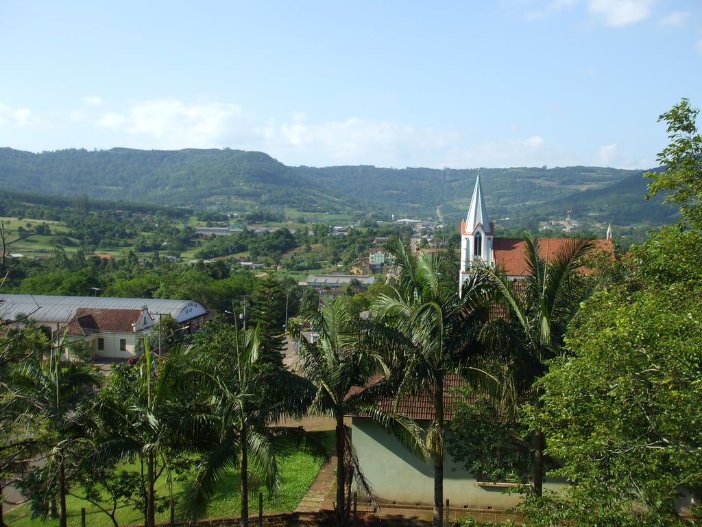 Região rural na Serra/Vale do Caí, contexto típico de São José do Hortêncio RS
